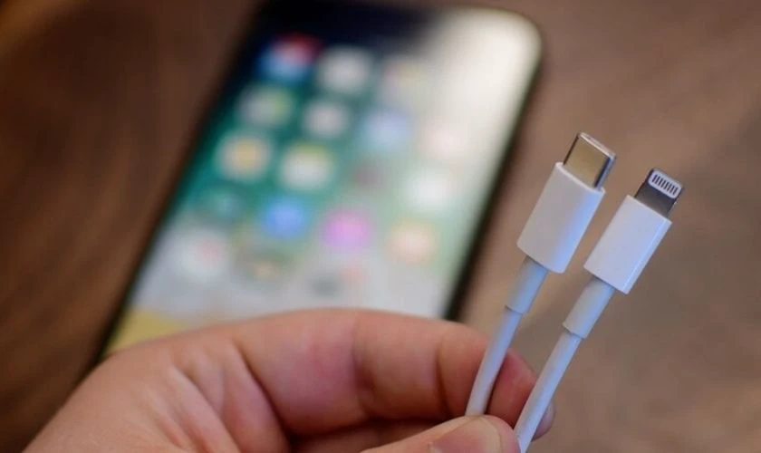 Cách xử lý lỗi iPhone 14 Pro Max sạc không vào pin hiệu quả