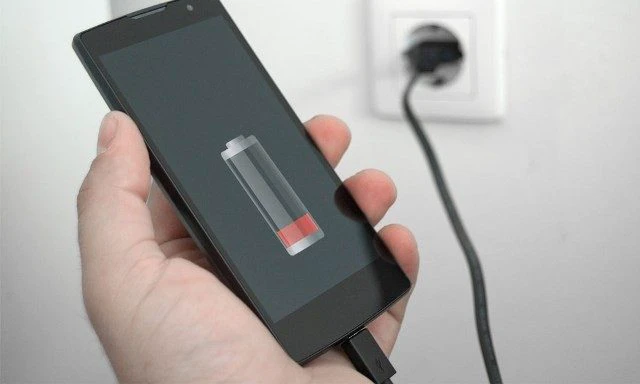 Điện thoại Lenovo cắm sạc không vào pin hoặc chập chờn và cách khắc phục hiệu quả