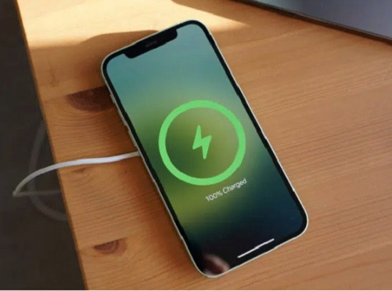 Giúp xử lý lỗi iPhone 12 bị sập nguồn bật không lên hiệu quả