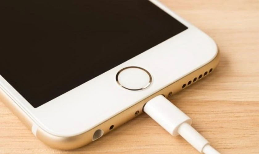 iPhone không lên nguồn và 5 bước đơn giản để khắc phục sự cố nhanh nhất