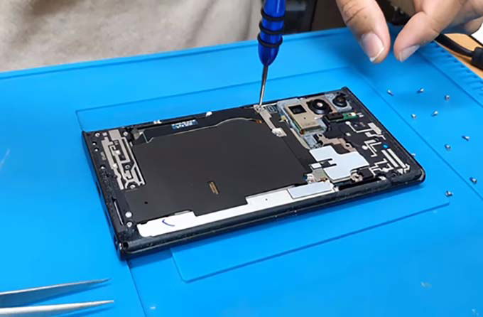 Vì sao điện thoại Samsung Galaxy S24 không lên nguồn? Nguyên nhân và cách khắc phục lỗi