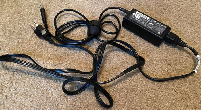 Cách khắc phục đơn giản khi laptop sạc không vào pin