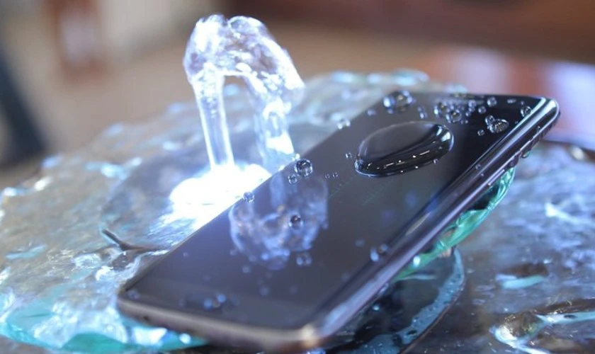 Màn hình Samsung S21 Fe bị sọc: Nguyên nhân và cách khắc phục