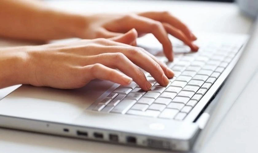 Sửa lỗi không đánh được số trên bàn phím laptop DELL