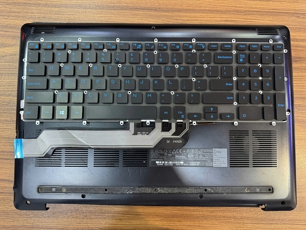 Thay Bàn Phím Laptop Dell Inspiron G3