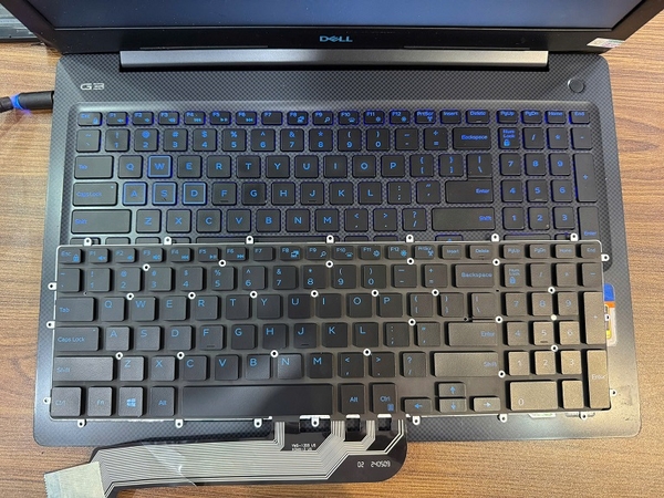 Thay Bàn Phím Laptop Dell Inspiron G3