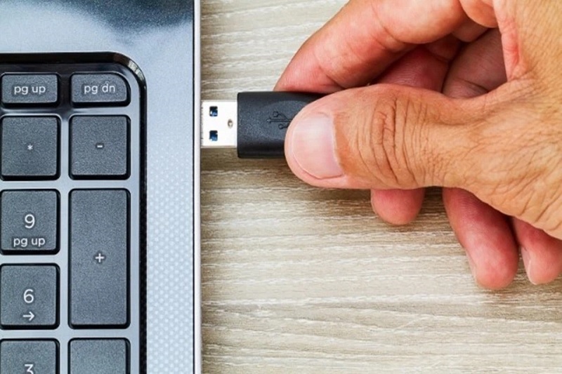 Cách sửa lỗi màn hình máy tính bị ám hồng