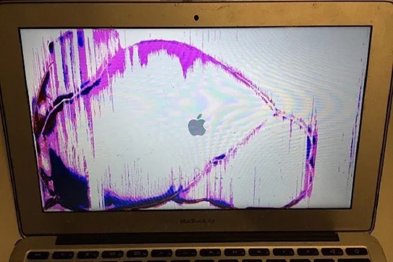 Sửa lỗi chảy mực màn hình laptop đơn giản