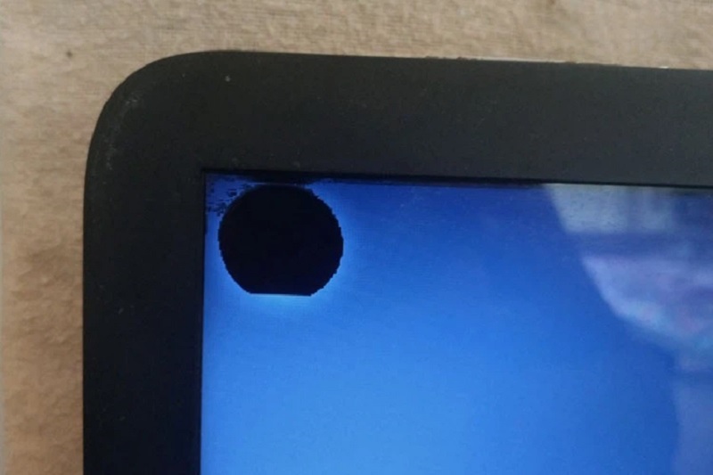 Sửa lỗi chảy mực màn hình laptop đơn giản