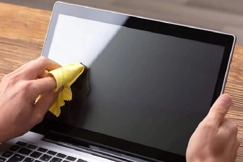 Sửa lỗi chảy mực màn hình laptop đơn giản