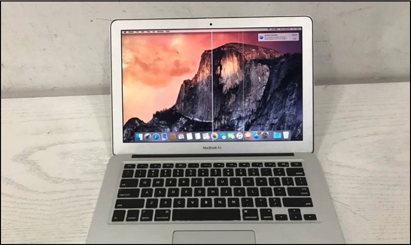 Nguyên nhân, cách khắc phục màn hình MacBook bị sọc