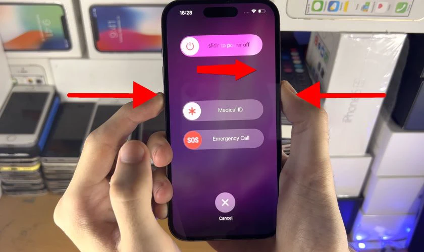 iPhone 14 Pro Max chụp ảnh bị tối phải làm sao?
